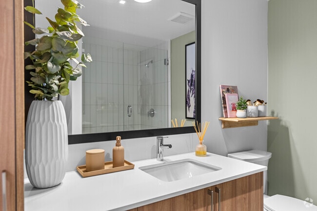 1BR, 1BA - 788SF - Bathroom - Remi on the River