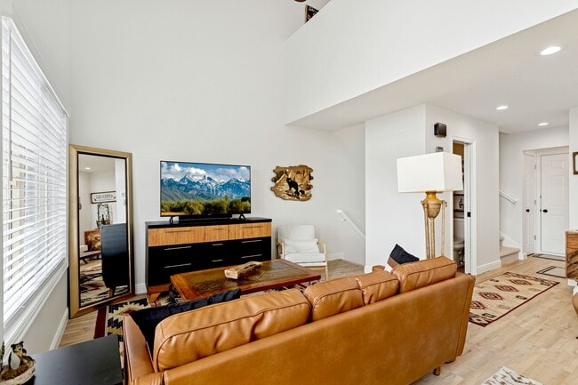 Foto del edificio - 1031 W Grindelwald Ct