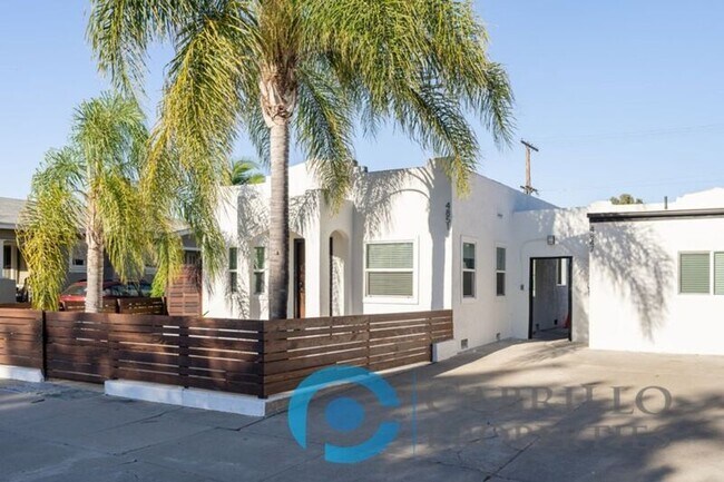 Foto del edificio - 4851 Mansfield St