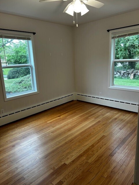 Foto del edificio - 2709 Crystal Lake Rd