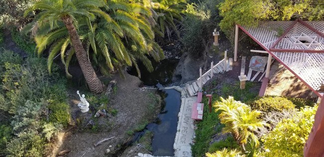 Path to beach - 237 W Avenida Alessandro