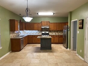 Building Photo - 2714 Orchard Creek Ln
