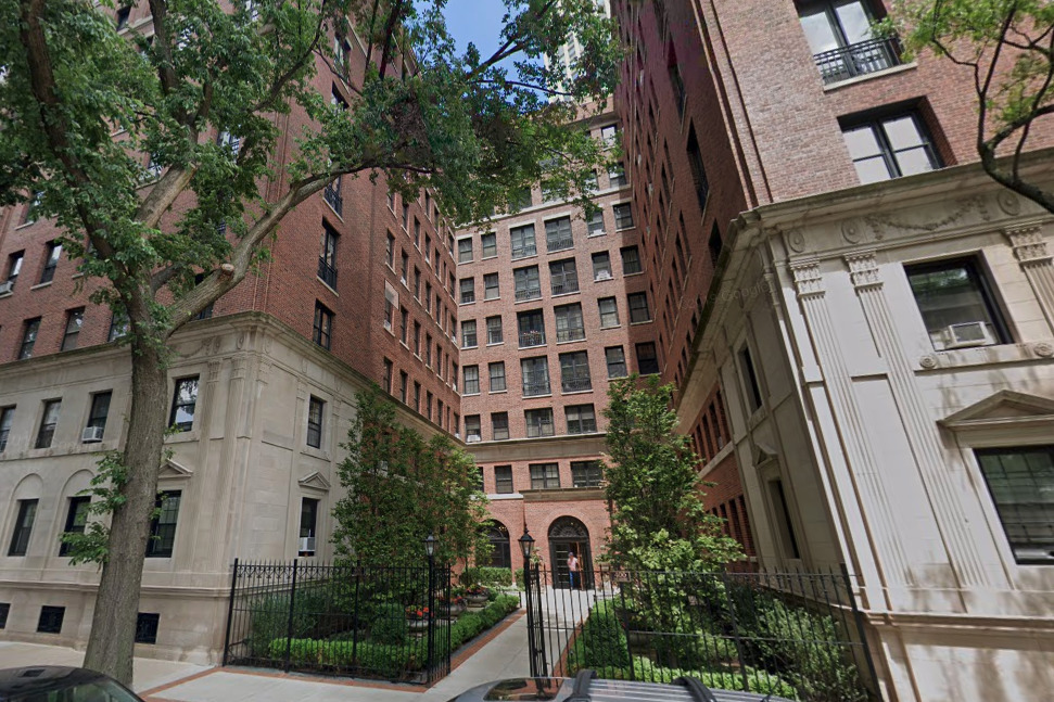 Primary Photo - 400 W Deming Pl