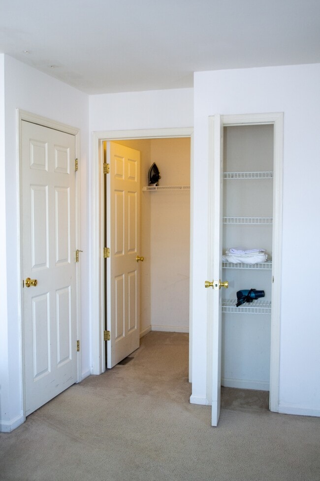 Foto del edificio - 889 Green St