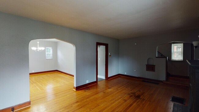 Building Photo - 3818 Kenker Pl