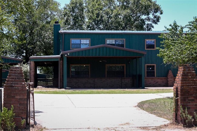 Building Photo - 48 Lake Falls Rd