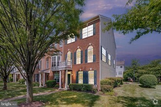 Building Photo - 20194 Incas Terrace