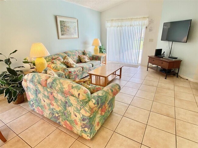 Building Photo - 611 Casterton Cir