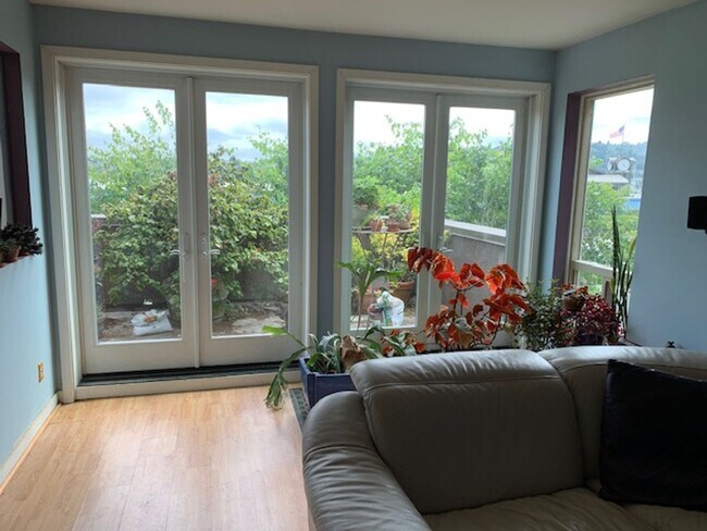 Foto del edificio - South Lake Union / Queen Anne Condo at the...