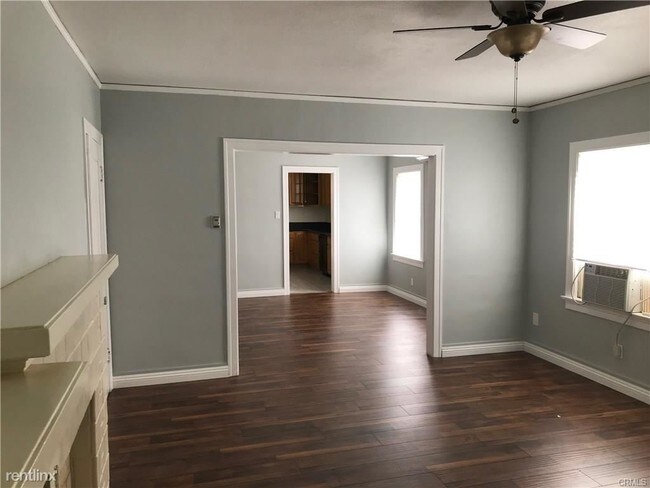 Building Photo - 1 br, 1 bath 4plex - 1429 Monterey Rd