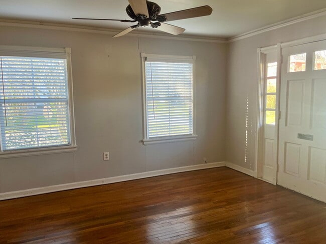 Photo - Great location in Garden District seconds from Downtown and LSU! House
