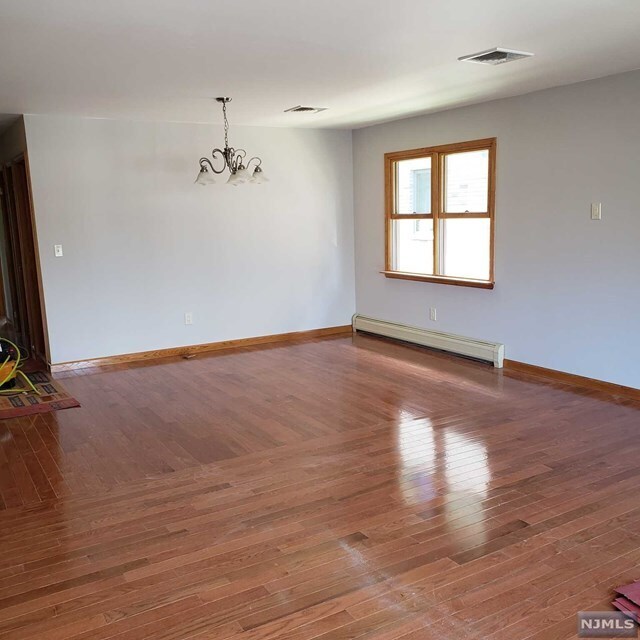 Building Photo - 38 Tuttle St