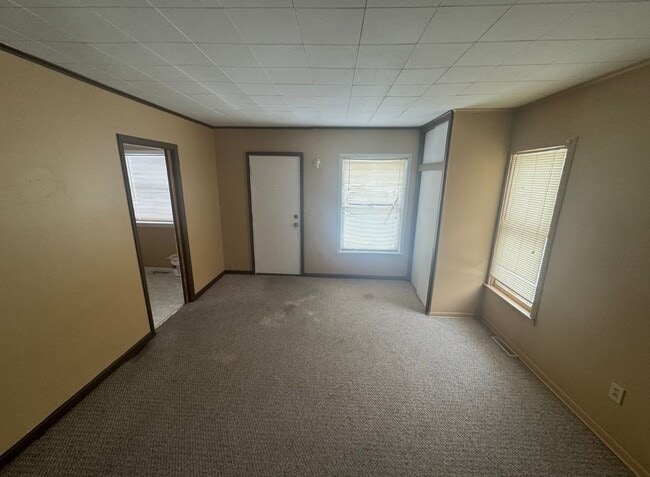 Building Photo - 2401 Lowell Ave