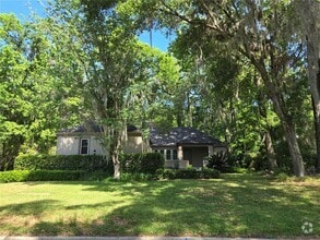 Building Photo - 8502 SW 52 Pl
