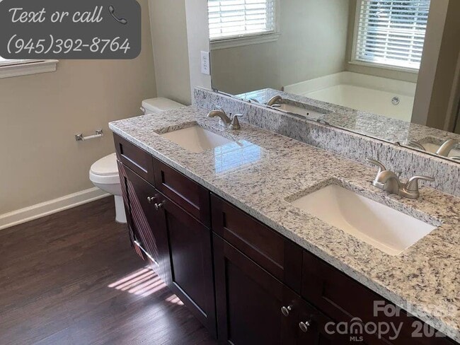 Foto del edificio - 4220 Wynborough Ln