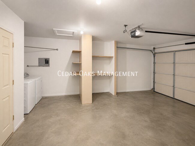 Building Photo - 2502 Trudi Pl