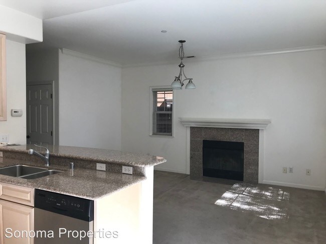 Building Photo - 2 br, 2.5 bath House - 635 1st Street West