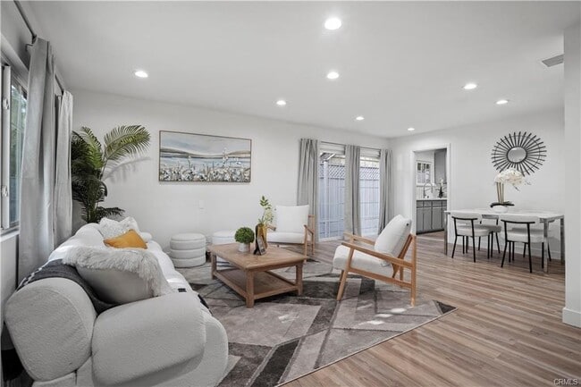 Building Photo - 5616 Buffalo Ave