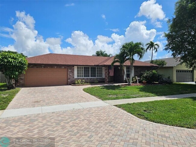 Building Photo - 11327 Little Bear Dr