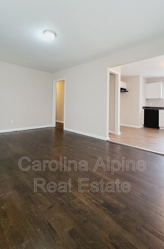 3211 Burbank Dr, Charlotte, NC 28216 House Rental in Charlotte, NC