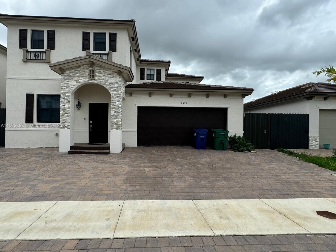 Foto principal - 12975 SW 229th Ter