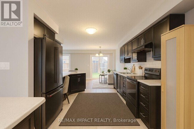 Building Photo - 8 Cittadella Blvd