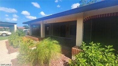 Building Photo - 2074 Pine Isle Ln