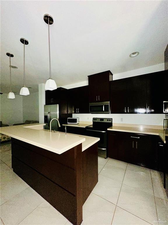 Foto del edificio - 1433 Ozark Ave