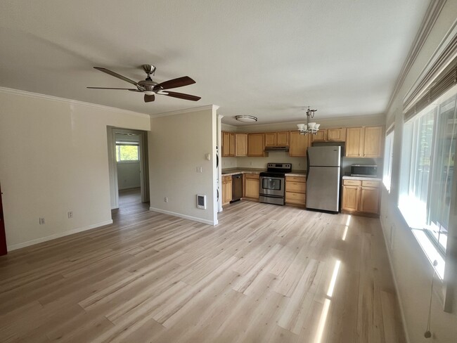 Foto del edificio - 7015 N Burlington Ave