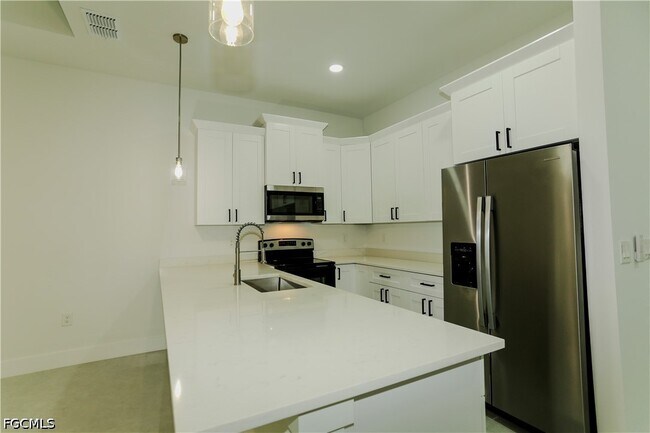 Foto del edificio - 141 Harold Ave S