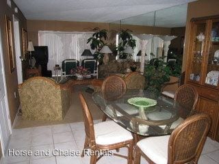 Building Photo - 633 Alhambra Rd