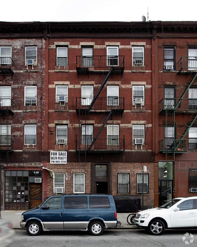 Primary Photo - 317 4th Ave