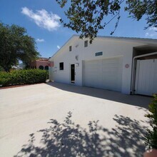 Building Photo - 1 Ocean Breeze