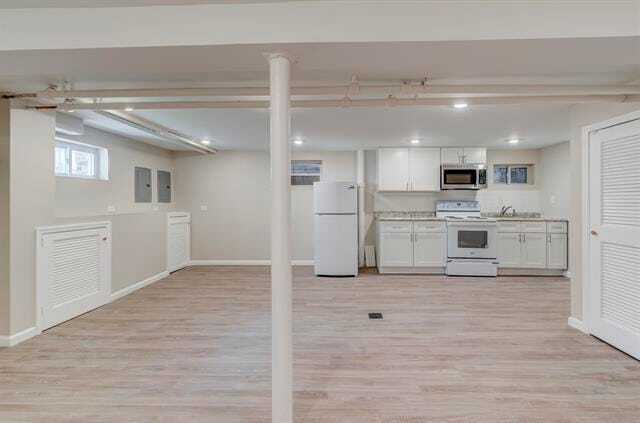 Building Photo - 85 Woodland Ave