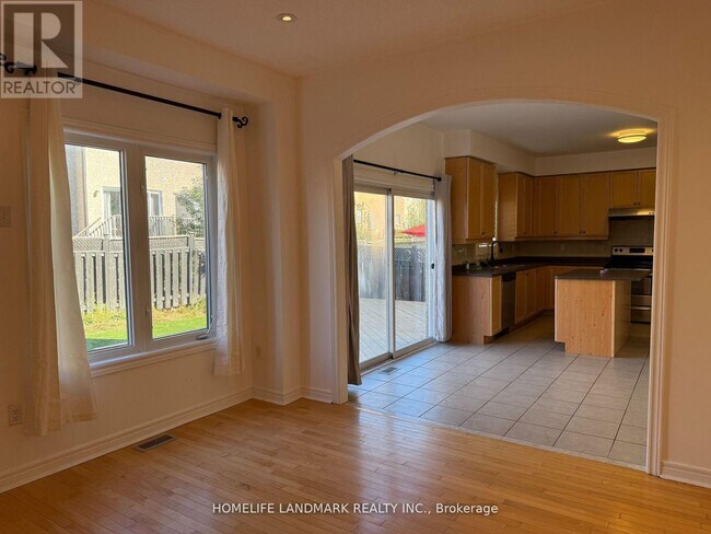 Photo du bâtiment - 37 Osmond Appleton Rd