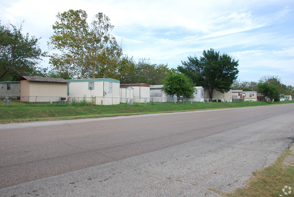 Foto del edificio - Rock Creek Mobile Home Community