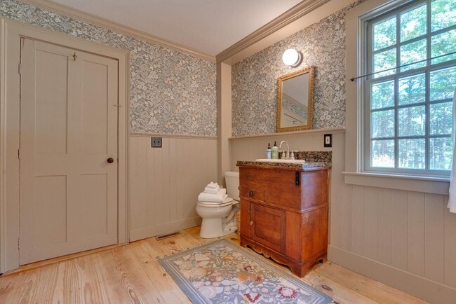 Photo - 3 Decary Rd House