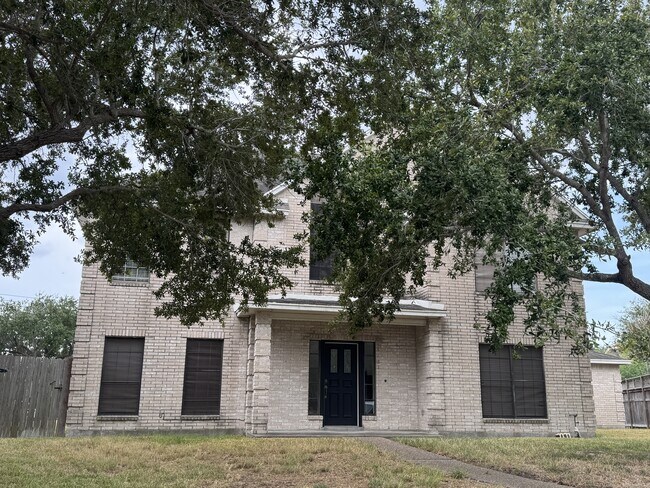 Foto del edificio - 7033 Bevington Dr