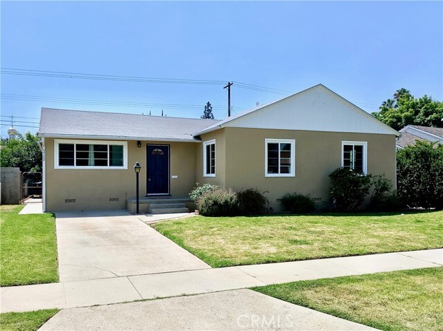 Foto principal - 5709 Hesperia Ave