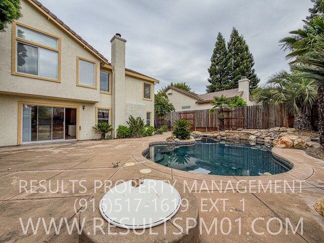 Foto del edificio - 4891 Knightswood Way