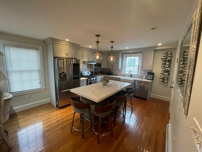 Foto del edificio - 14 Oak St