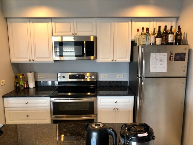 Building Photo - 534 Commonwealth Ave