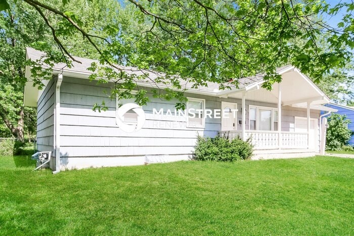 Primary Photo - 3 Bedroom Pet-Friendly Home in INDEPENDENC...