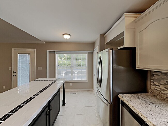 Foto del edificio - 981 Trey Phillips Dr