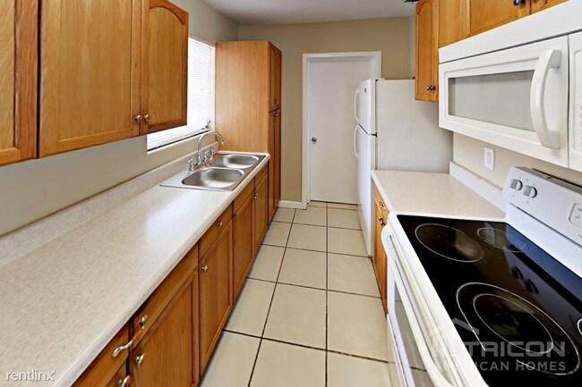 Building Photo - 5623 Souchak Dr