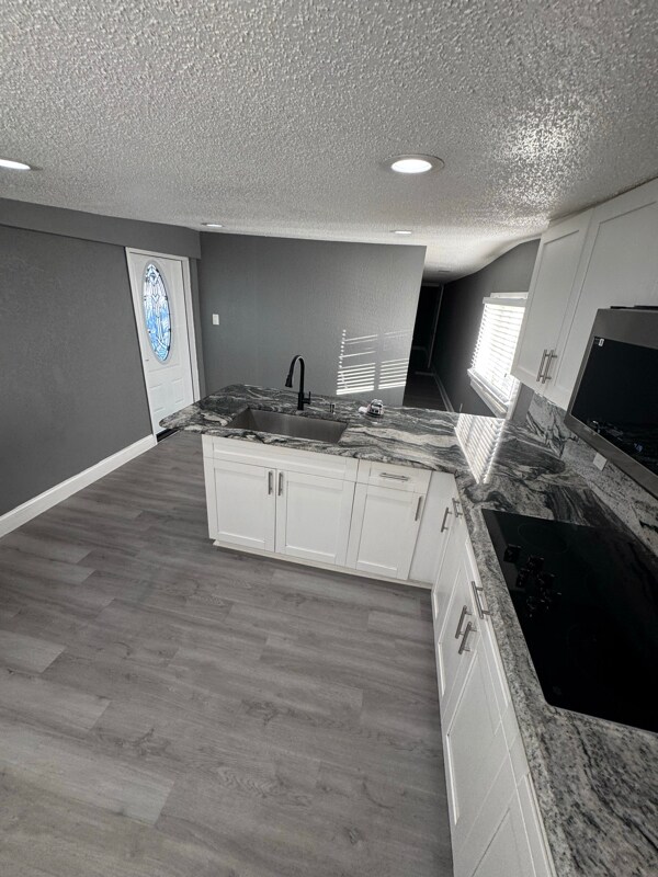 Foto del edificio - 8811 Poe Dr