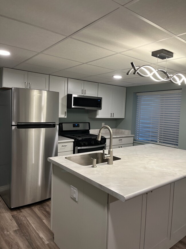 Building Photo - 14011 Blue River Trl