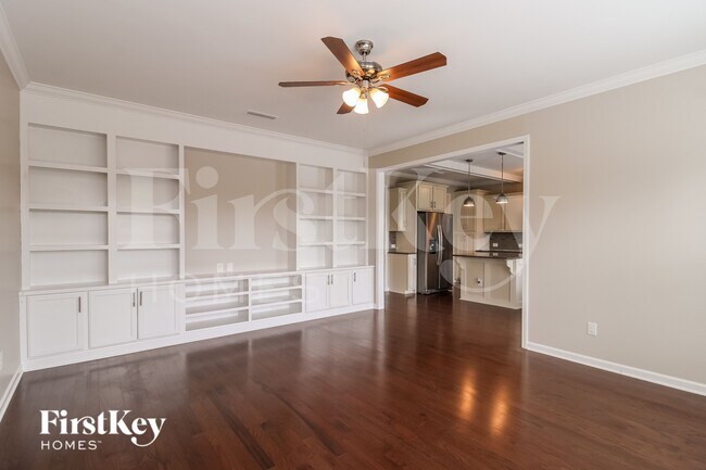 Building Photo - 5112 Shorthorn Way