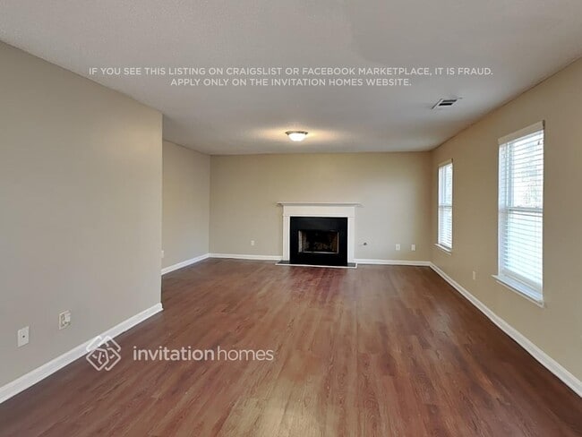 Building Photo - 215 Marriott Dr