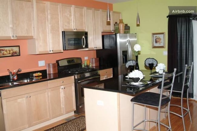 Photo - 468 E 42nd St Townhome